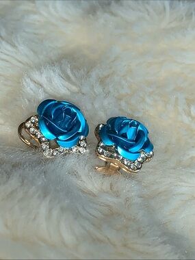 blue roses with diamond jewels gold clip on pierced earrings